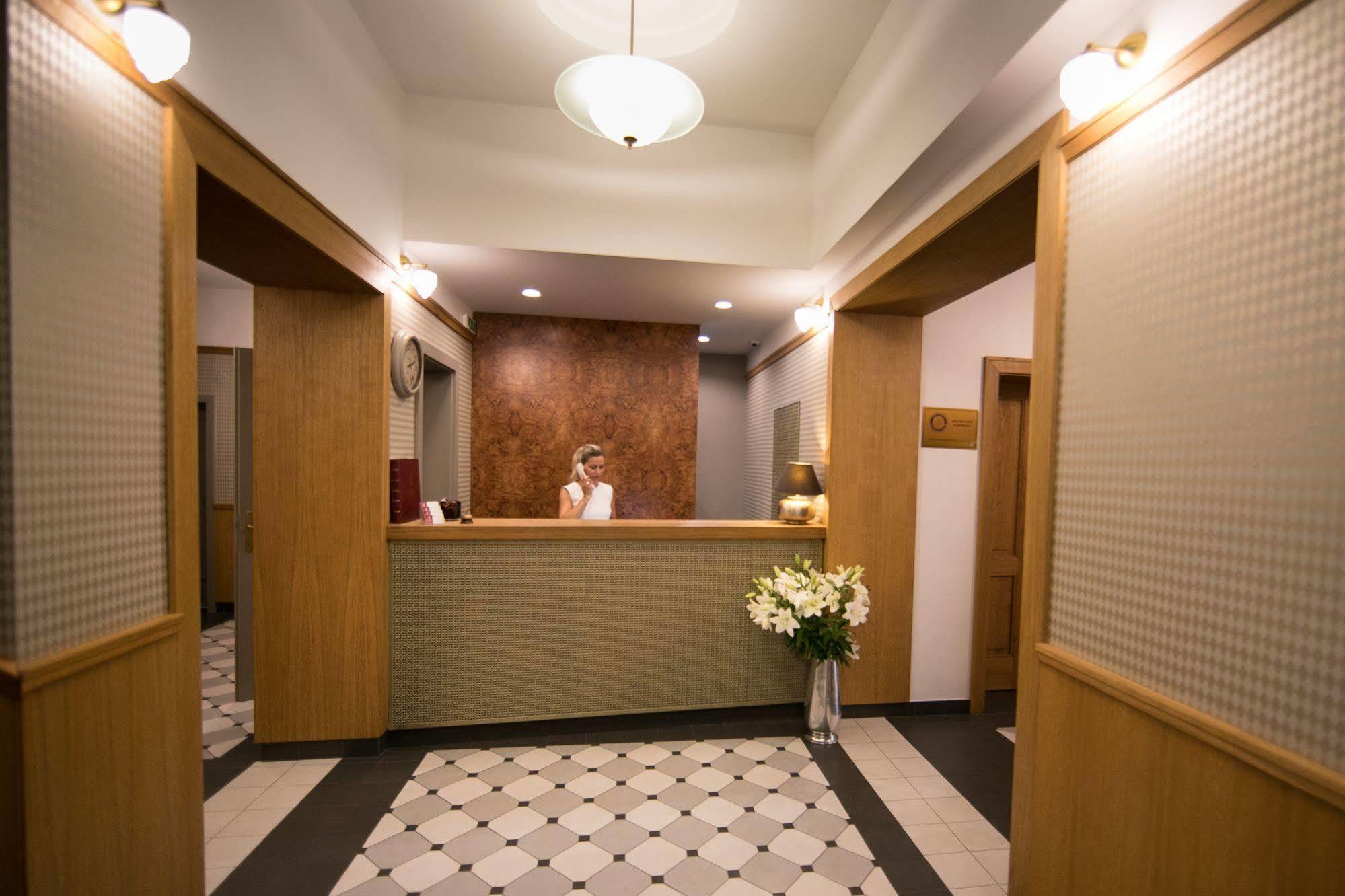 Hotel Golfi Poděbrady Extérieur photo